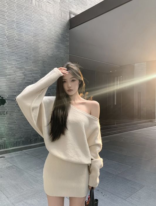 Платье белое короткое