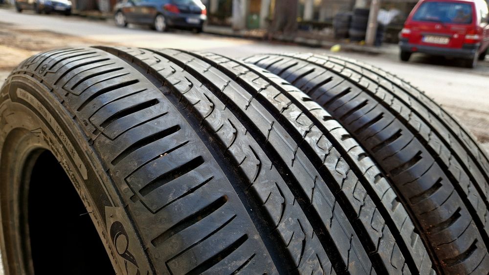 DOT 2023, 235/45/19 летни гуми Barum Bravuris 5HM