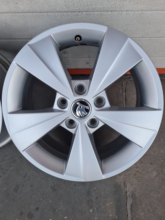 Оригинални джанти за ШКОДА SKODA VW SEAT AUDI R16 5x112 ET46 6.5J