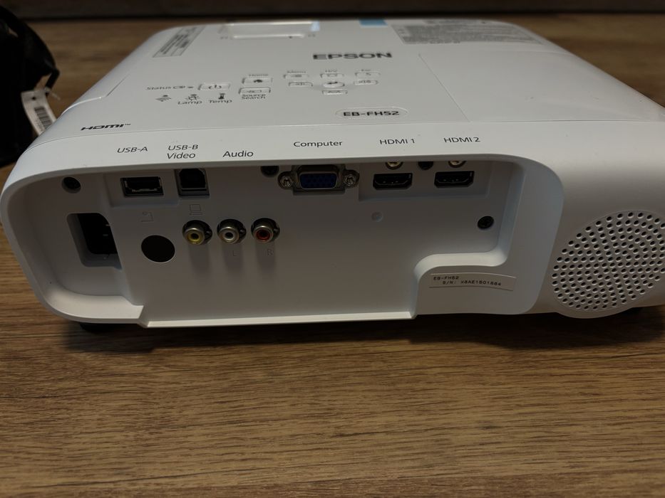 Videoproiector Epson EB-FH52