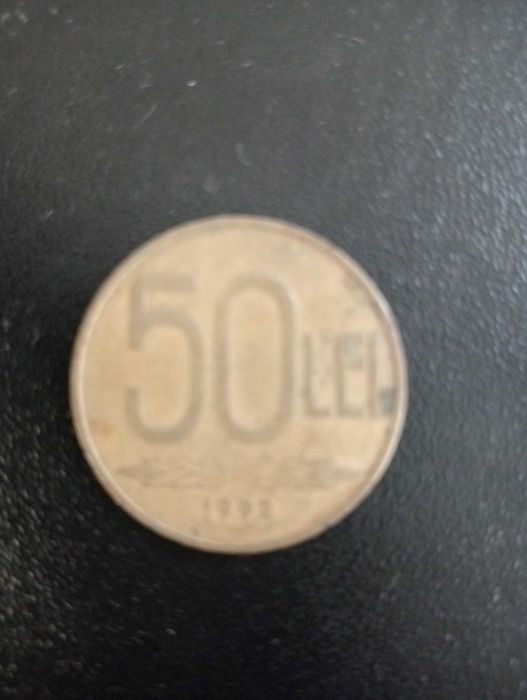 monede vechi de colecție .92 monede românești și străine