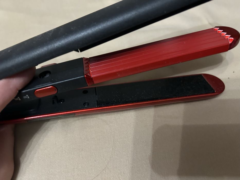 Преса за коса  Elile две в едно