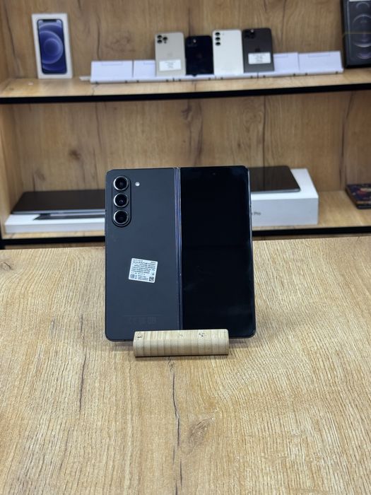 Samsung Z Fold 5 256 gb