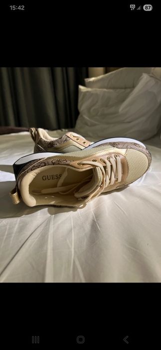 Pantofi Guess pentru damă, mărimea 37