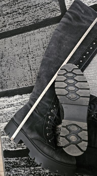 Cizme înalte piele întoarsă