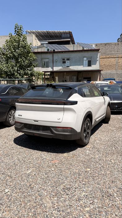 Dongfeng aelus L7 ev 518 km