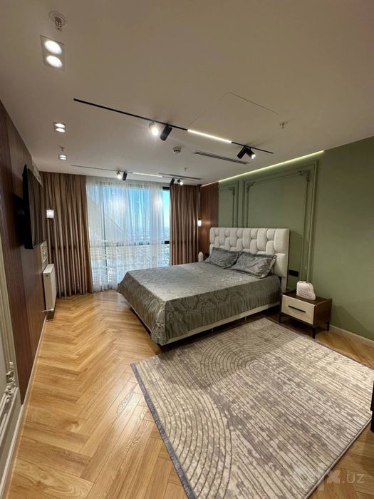 3х ком 100м2 Продается ЖК Piramit Tower Яккасарайский район