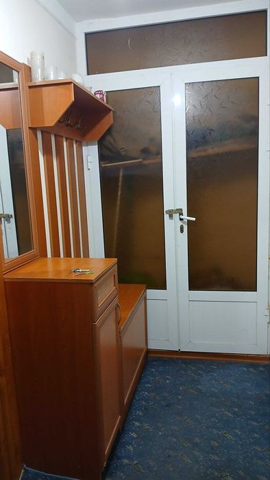2 хоналлик квартира 2 кават ижарага берилади, централный аптека