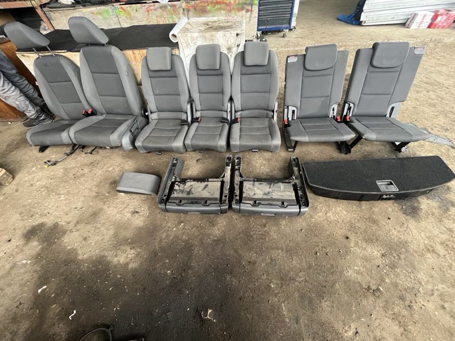 Салон VW TOURAN 2010-15год ляв Туран 2 подгрев 7 места ном 269