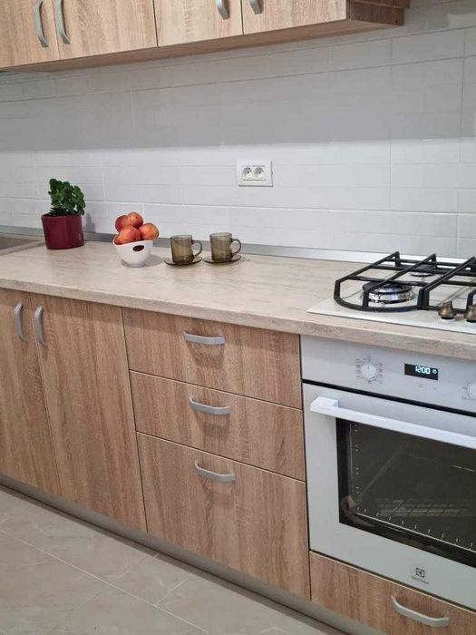 Proprietar, inchiriez apartament cu 2 camere in bloc nou