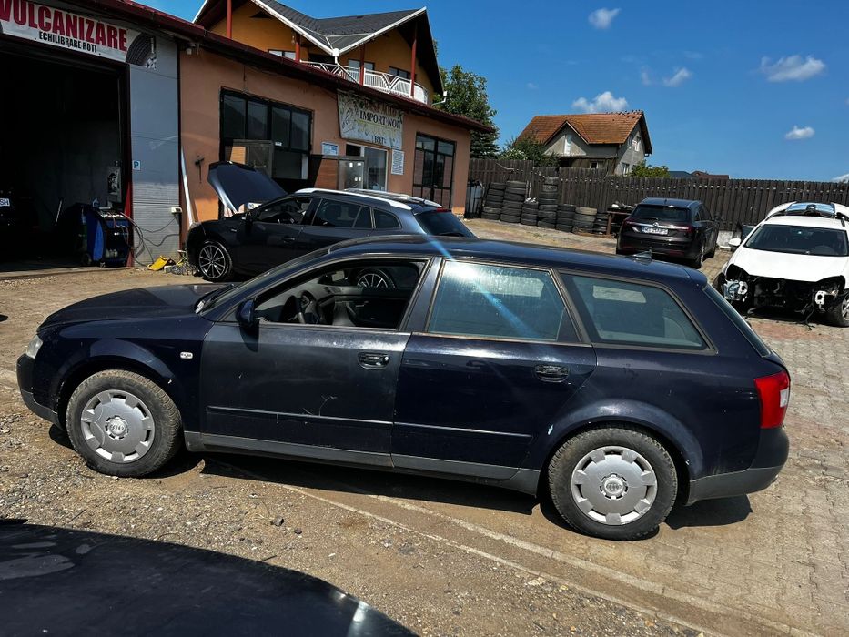 Elemente Caroserie Audi A4 B6 Variant 1.6i ALZ fabricat 2003