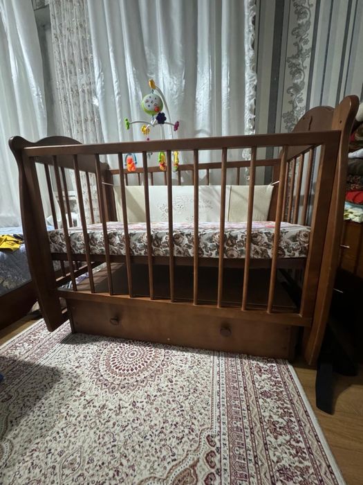 Детская кровать манеж