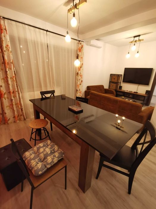 Proprietar casa 5 camere plus mansarda si curte Baneasa Pipera