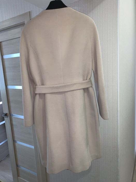 Пальто шерстяное 48 размера