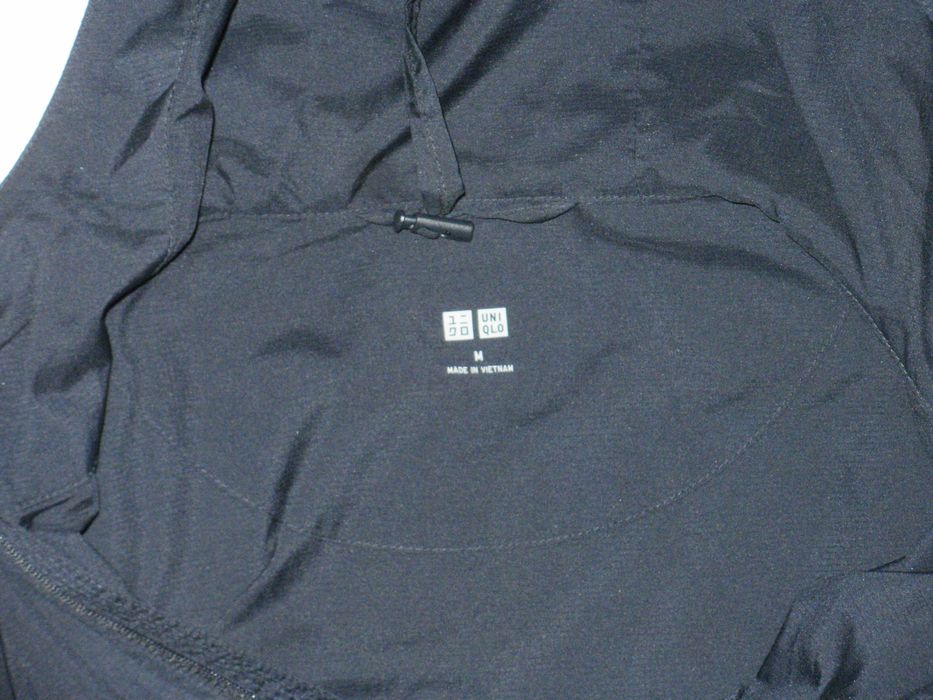 UNIQLO нова мъжка ветровка с етикет М
