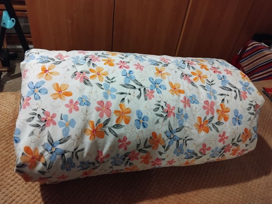 Pilotă + 3 cearceafuri de pilotă