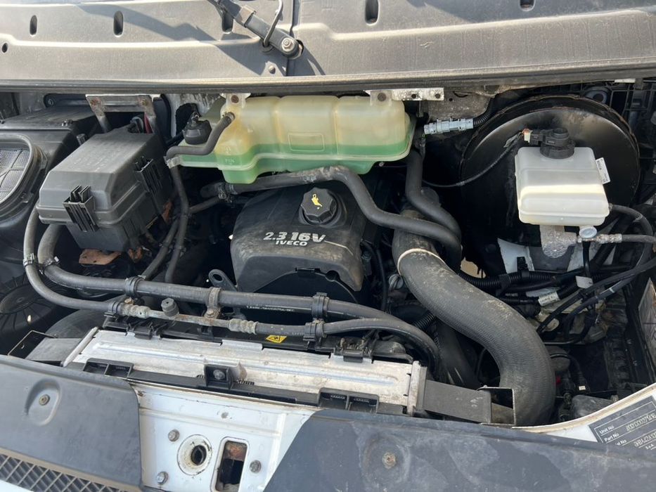 DEZMEMBREZ Piese Auto IVECO Daily Motor 2.3 Diesel Euro 4 Cutie de viteze Manuala 5 + 1 Trepte Punte Cardan Volan Stanga Plansa de Bord USA culisanta Spate