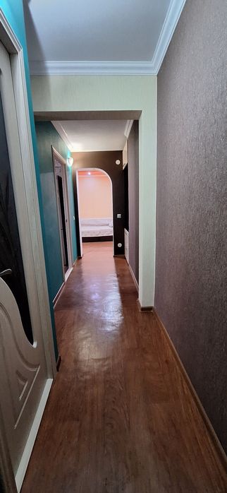 Продам квартиру  на 17 квартале.