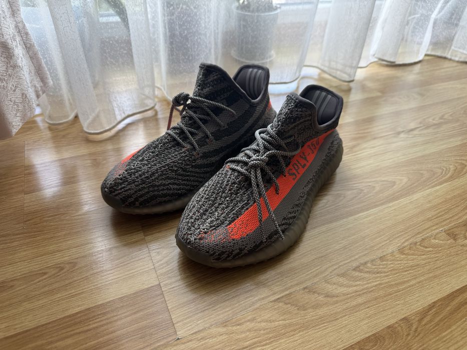 Yeezy 350 v2 beluga
