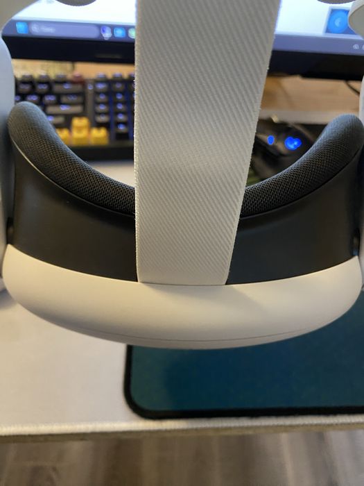 Продам VR Meta Quest 3 512