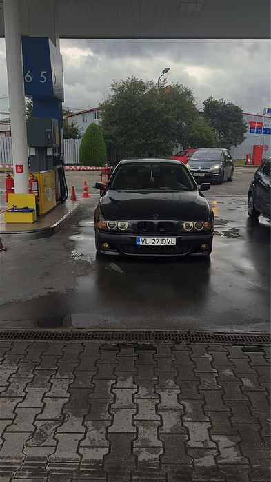 Vand sau schimb Bmw e39 520i