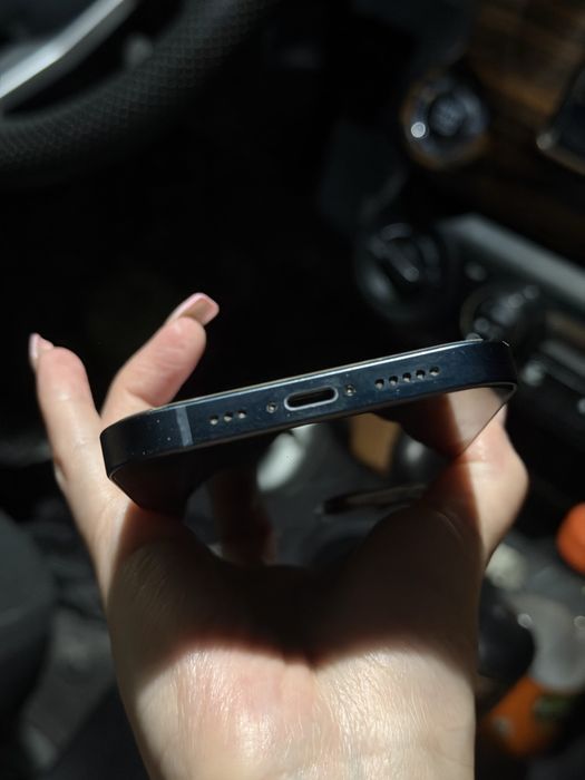 iPhone 13 , 128GB, Емкость 74%