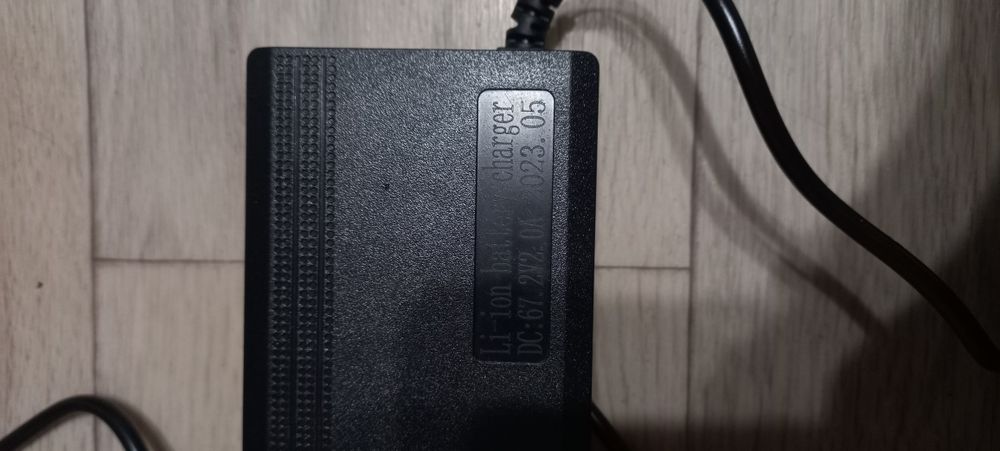 Зарядное устройство для электросамоката/60v/2A