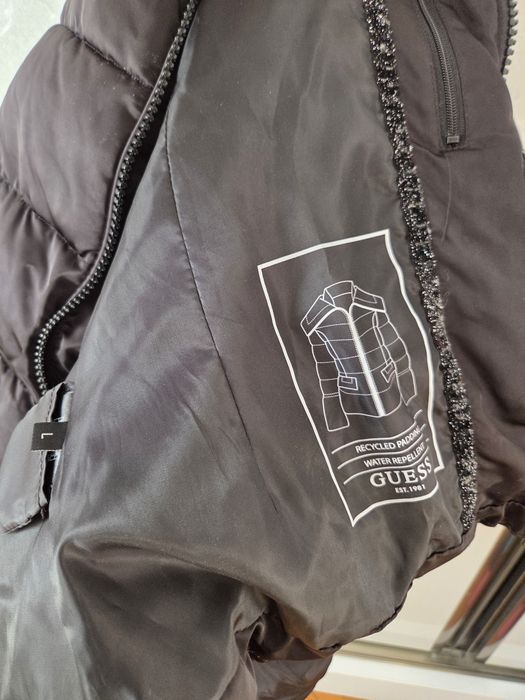 Дамско зимно яке Guess L