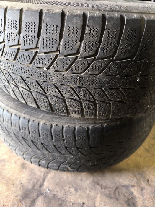Продам резину липучка R15