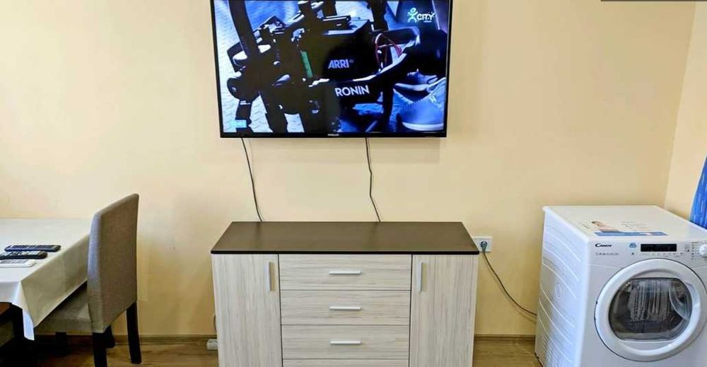 Дава се под наем Едностаен апартамент в Бургас, Център - 33 кв.м за 150 € - Снимка #3