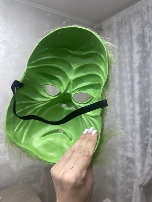 Продам маску гринча
