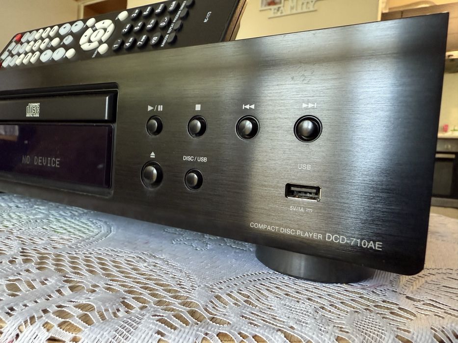 Denon DCD-710AE Качествен плеър