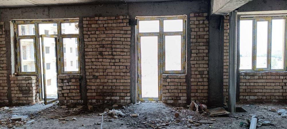 Uy sotiladi, 9-10 etaj Sergili moshina bozor