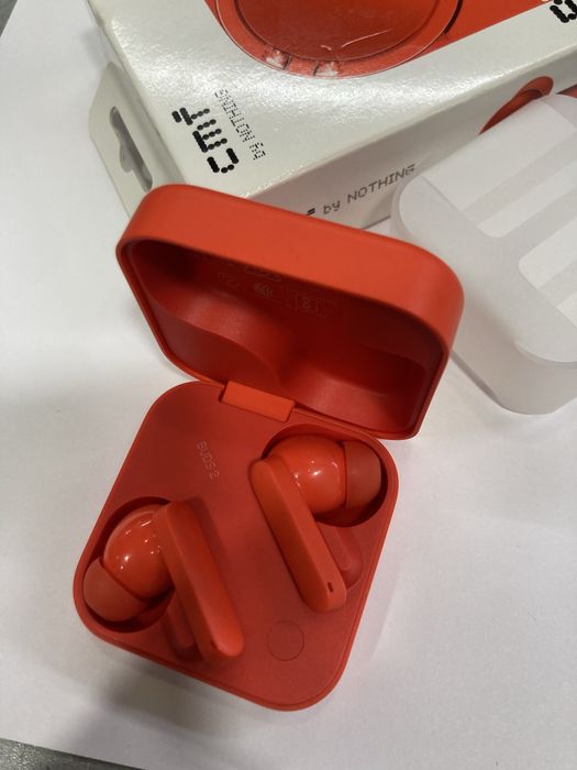 Беспроводной наушник от бренда Nothing Cmf buds  2