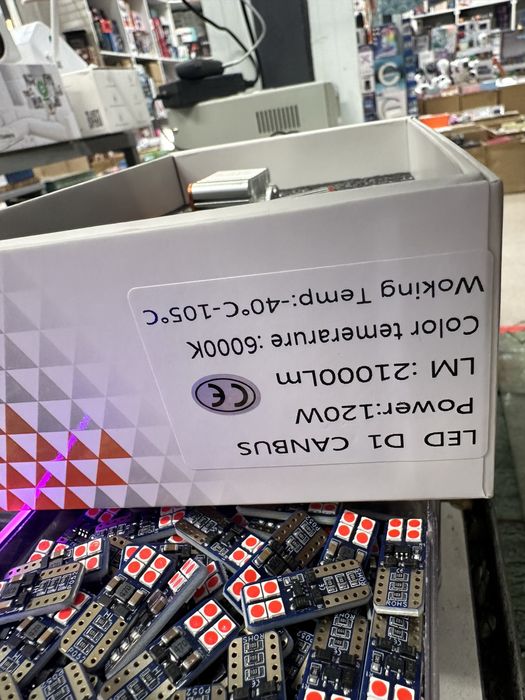 Becuri led D1S -160 lei H7 120 lei H1 -80 lei H4 110 lei H11 -90lei