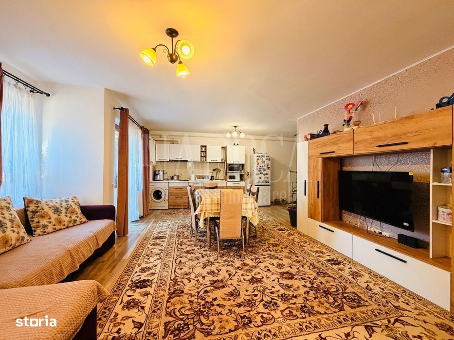 Apartament 3 camere de vanzare in Floresti