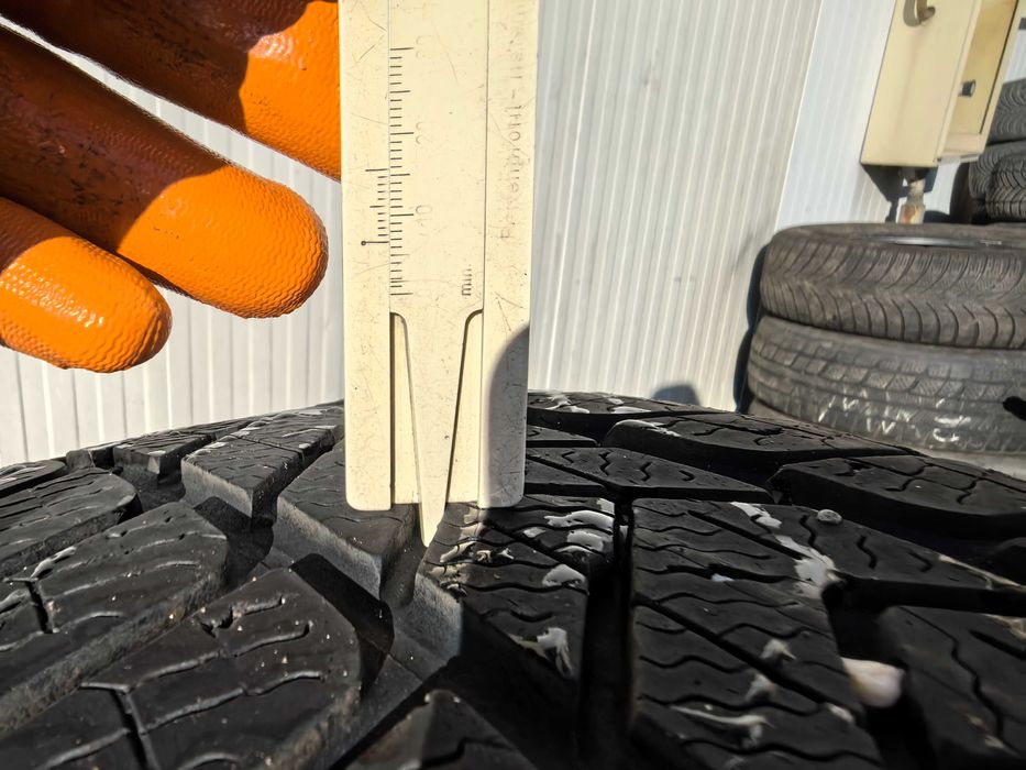 225/50/17 Пирели ДОТ 2022 г - Само 1 брой гума