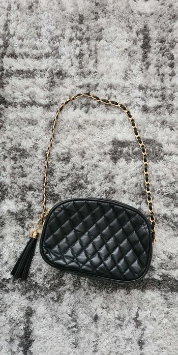 Дамска черна малка чанта