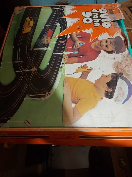 Колички! Писта за колички и камиончета.