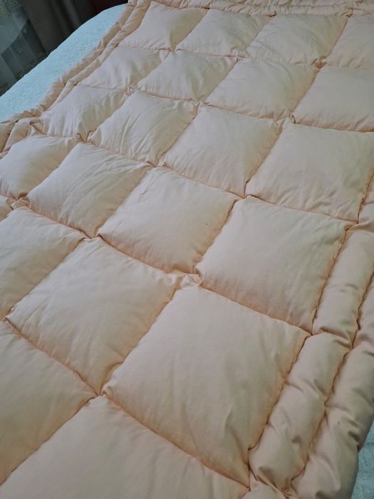 Продам пуховое одеяло