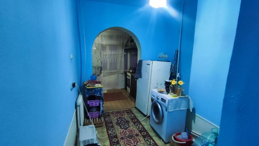 3 каватда жойлашган 2 хонали квартира тезда сотилади. Дом ветренний кв