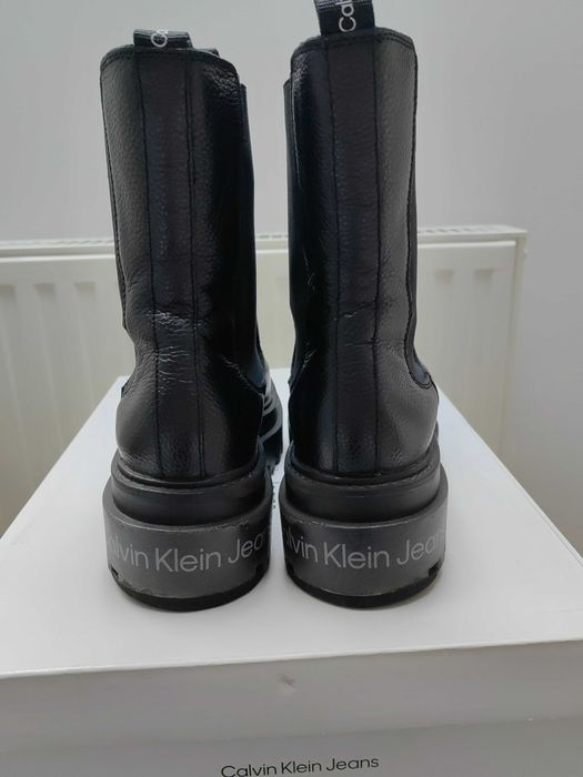 Ghete fete Calvin Klein