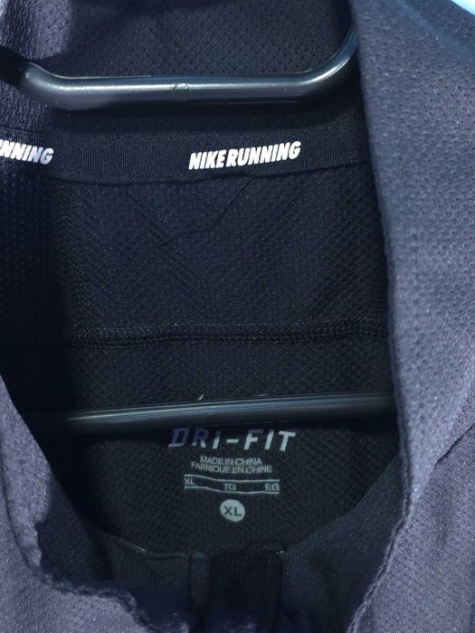 NIKE Running /Горнище с джоб Мъжко/XL