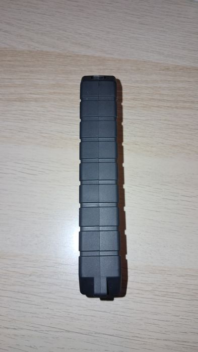 Powerbank solar cu încărcare wireless rapidă de 10 W și  10.000 mAh