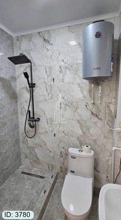 6 mikr alpomish tarafda 2 xona tayyor kvartira sotiladi №3780