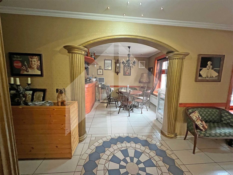 Дава се под наем Заведение в Шумен, Център - 150 кв.м за 1529.49 € - Снимка #14