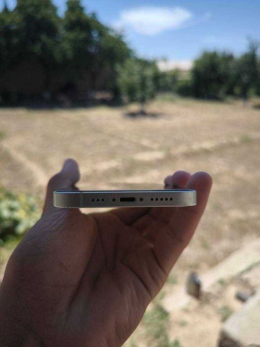 Iphone 12 ideal holatda