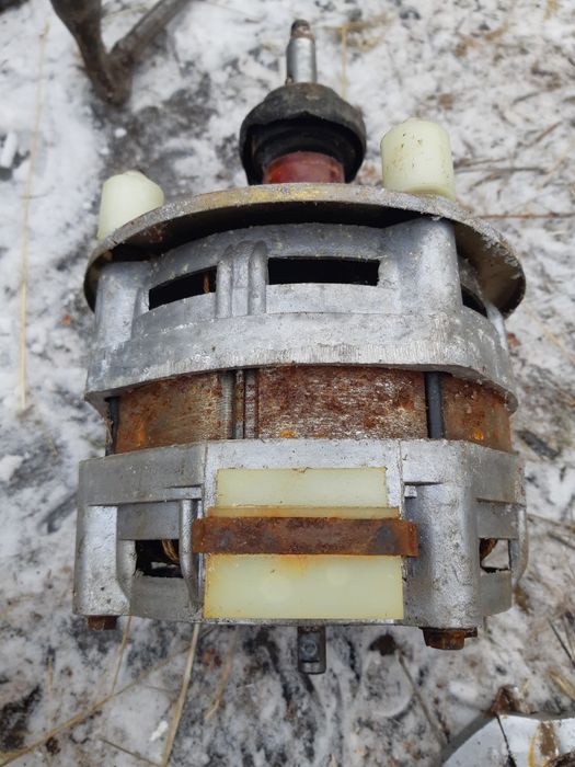 Продам электродвигателя