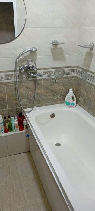 Navoyi shahar, 7 mkr 3-etaj 3 xonali uy