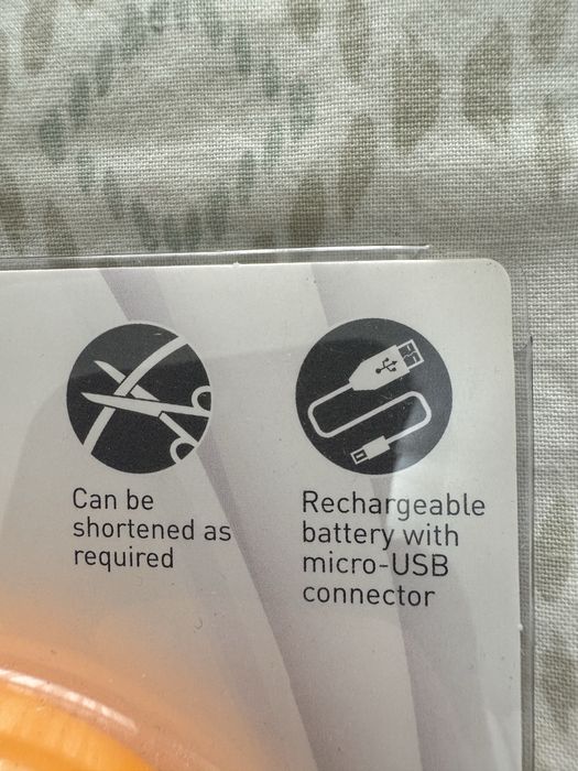 Zgarda luminoasa cu LED pentru caini